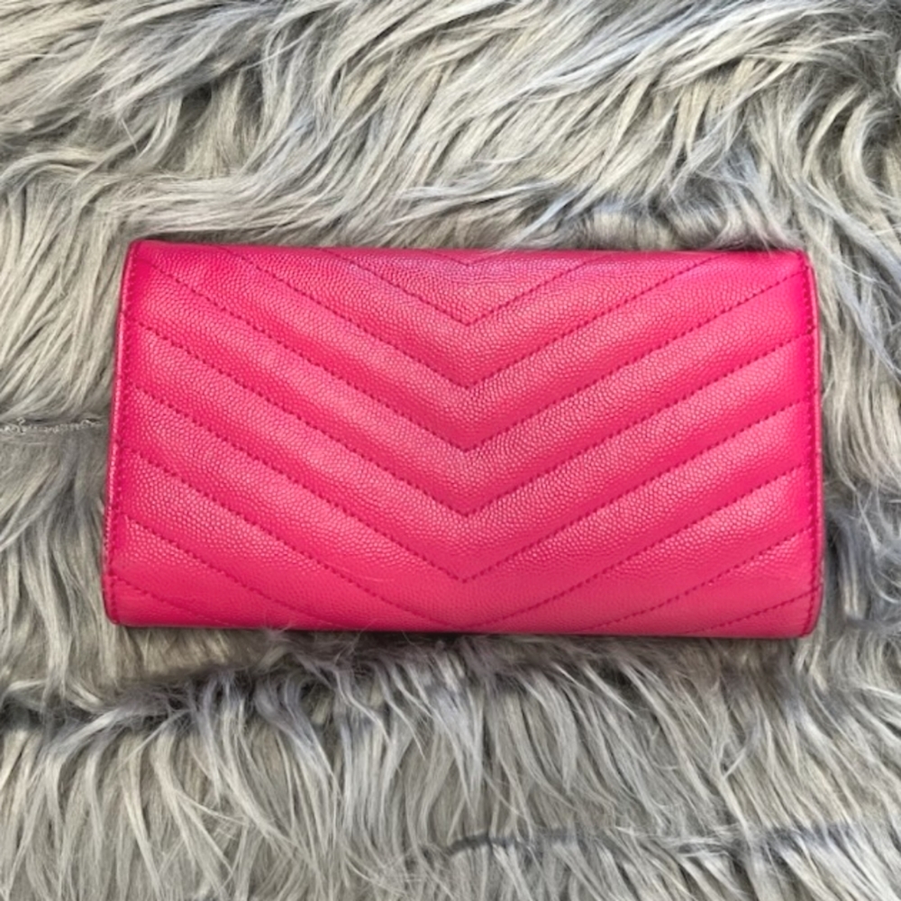 Yves Saint Laurent Matelasse Flap Wallet - Picture 2 of 13